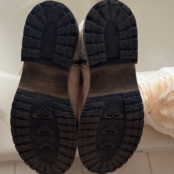 Roxy Cream Fur Lined Winter Boots - Picture 4 of 4